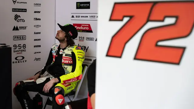 Foto: Kedua Pembalap Pertamina Enduro VR46 Raih Posisi Top 10 Tercepat saat Tes Pramusim MotoGP di Qatar