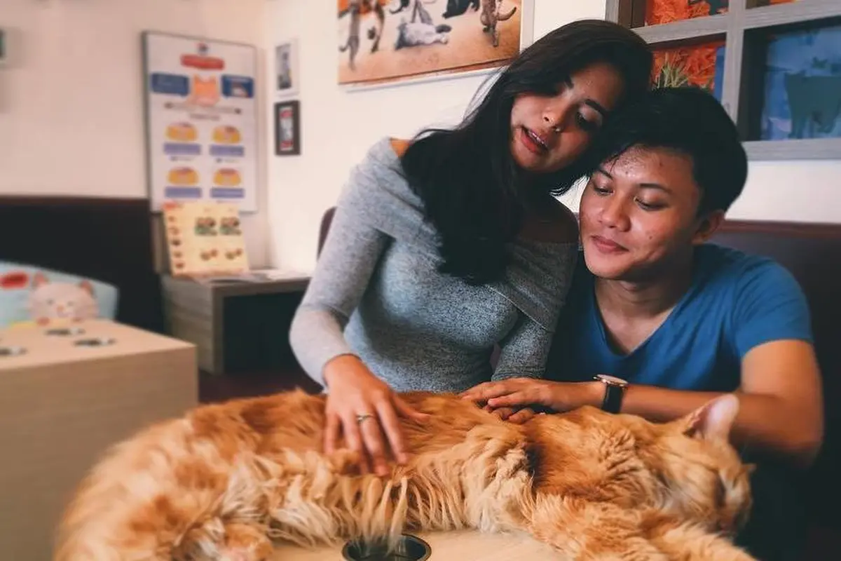 Rizky Febian dan Vebby Palwinta