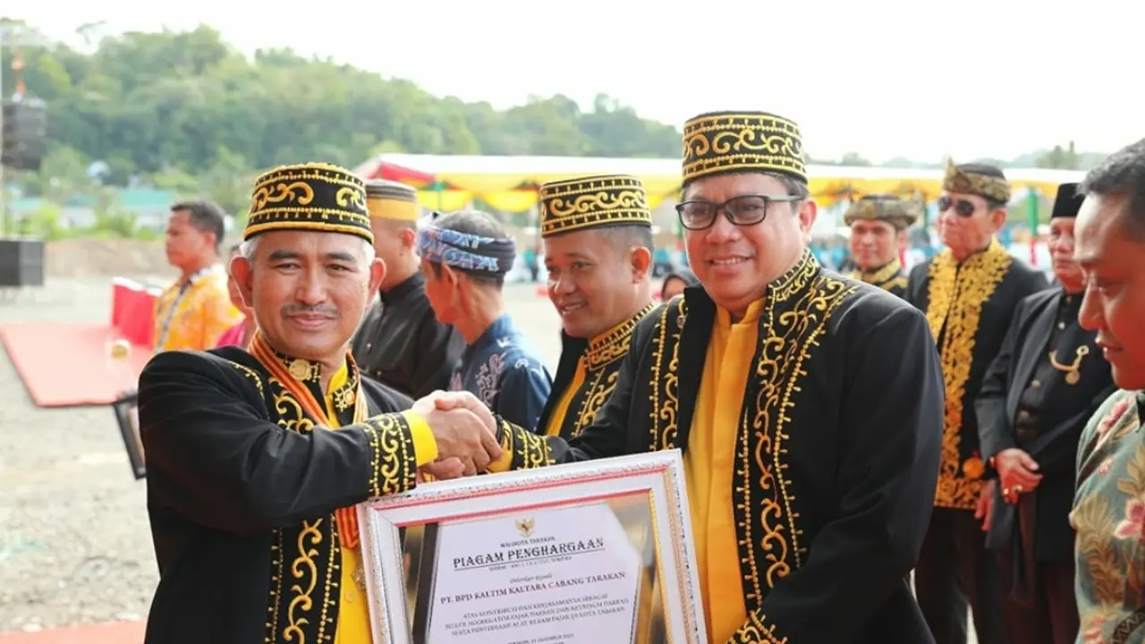 Peringatan HUT ke-26 Kota Tarakan, Wali Kota Khairul Berikan 63 Penghargaan dan Tandatangani 18 Prasasti