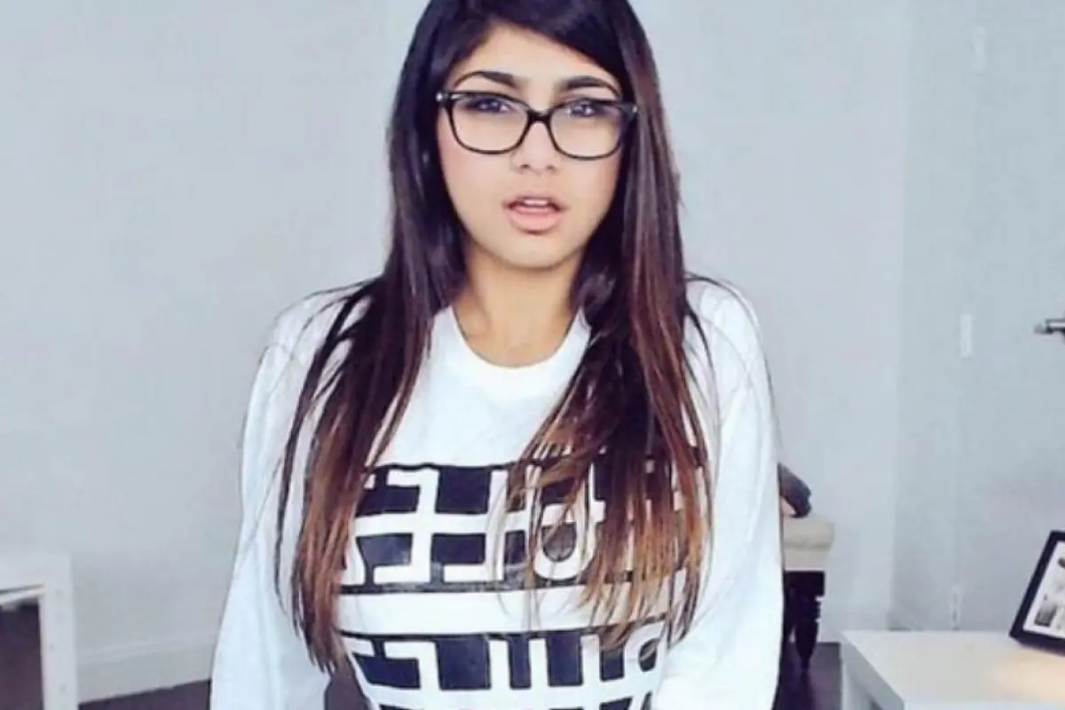 Demi Bintang NBA, Mia Khalifa Tawarkan Payudaranya