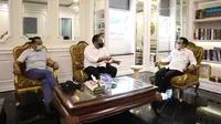 Menteri Agama sekaligus Ketua DPP Partai Kebangkitan Bangsa (PKB), Yaqut Cholil Qoumas bertemu Ketum PKB Muhaimin Iskandar. (Ist)