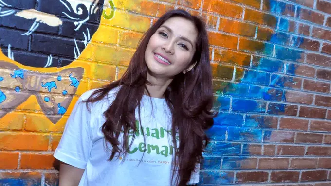 [Bintang] Maudy Koesnaedi