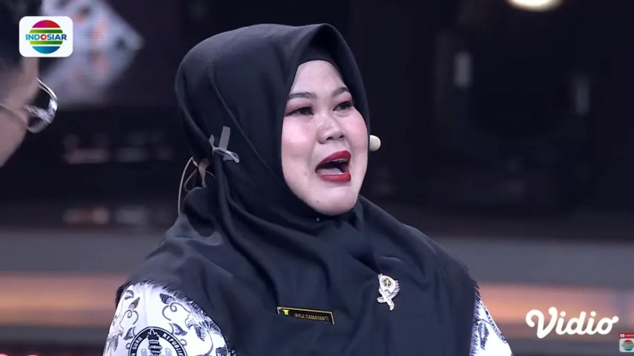 Di acara tersebut Risa sempat menjadi dirigen memimpin sebuah lagu 'Garuda Pancasila'. Kepada Raffi, Risa menyebut jika dirinya belajar otodidak menjadi dirigen.<br>