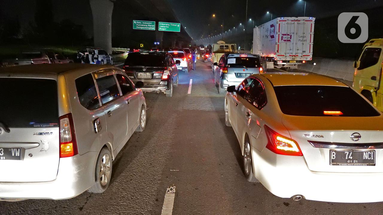 Petugas Gabungan Gencarkan Pemeriksaan SIKM Jakarta