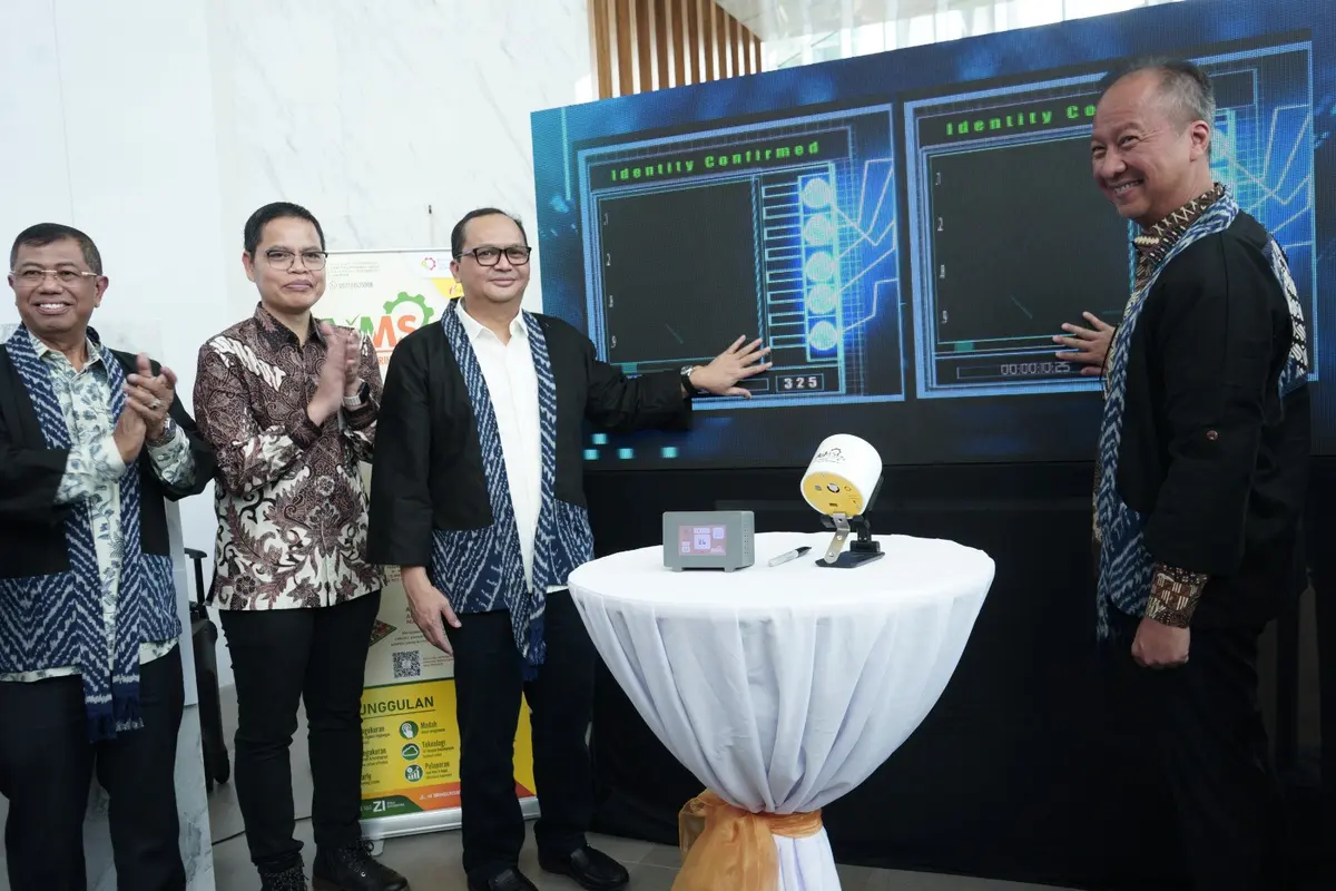 Menteri Perindustrian Agus Gumiwang Kartasasmita dalam acara Peresmian Fasilitas Produksi Obat Bahan Alam (House of Wellness) sekaligus Launching Platform “Udaraku”