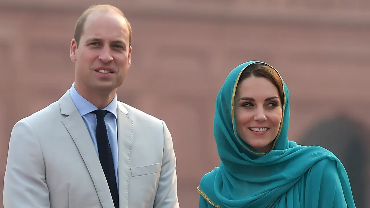 Kate Middleton Kunjungi Masjid Pakistan