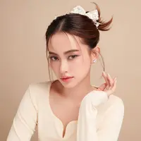 Perempuan dengan makeup natural. (Sumber: depositphotos/kitthanes_r@hotmail.com)