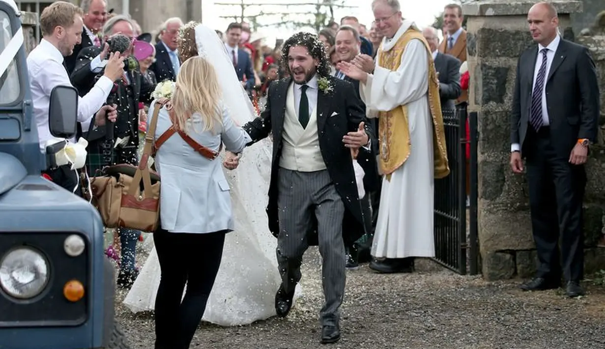 Rose dan Kit benar-benar terlihat bahagia dan menikmati momen demi momen. (Getty Images - Cosmopolitan)