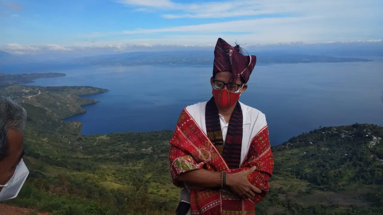 Sandiaga Uno