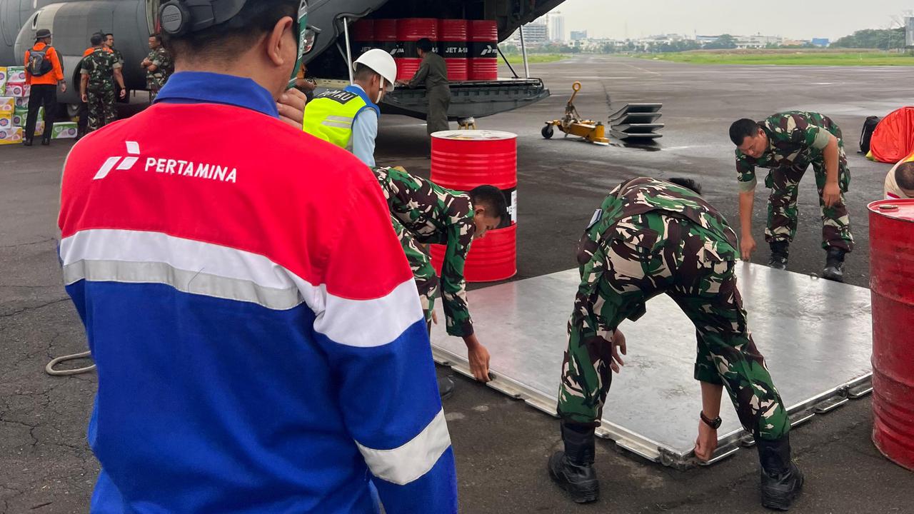 Dukung Pesawat Misi Kemanusiaan di Sumatera, Pertamina Salurkan 6.000 Liter Avtur untuk BNBP