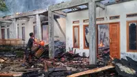 Kebakaran Hebat Melalap Madrasah di Sukabumi, Padi 1,5 Ton Jadi Abu