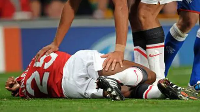 5 Pemain yang Patah Kaki Akibat Tekel 'Horor' 