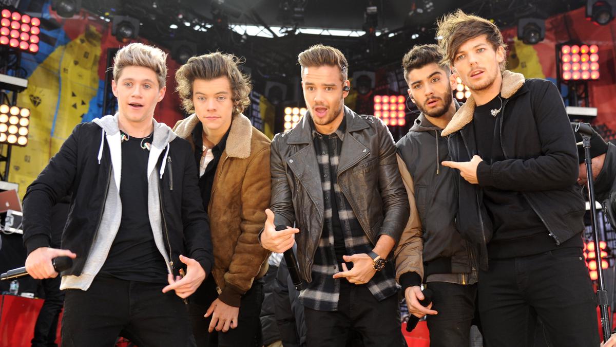 Syuting Videoklip Terbaru, One Direction Disambut Badai - ShowBiz ...
