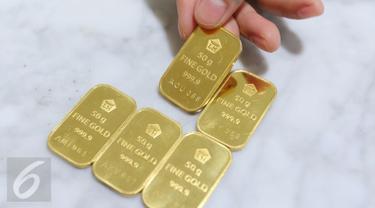 Disimak harga emas Antam Hari Ini. (Liputan6.com/Angga Yuniar)