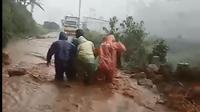 Banjir di Dieng. (Foto: Tangkapan layar video warga/Liputan6.com)
