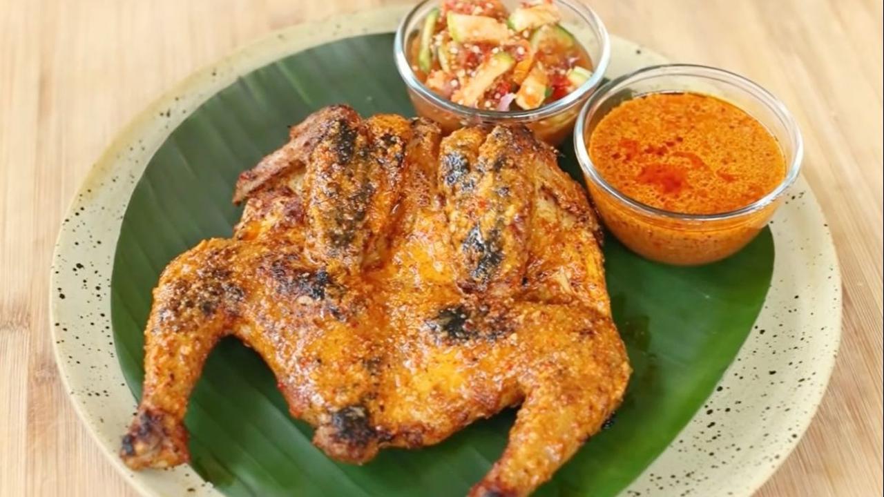 2. AYAM BAKAR TALIWANG