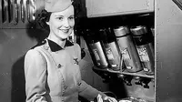 Ellen Church adalah seorang suster atau perawat yang telah memiliki sertifikat untuk melakukan penerbangan sebagai pilot (alchetron.com).