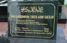 Makam Tirto kalah terkenal dengan anak Dewi Yull