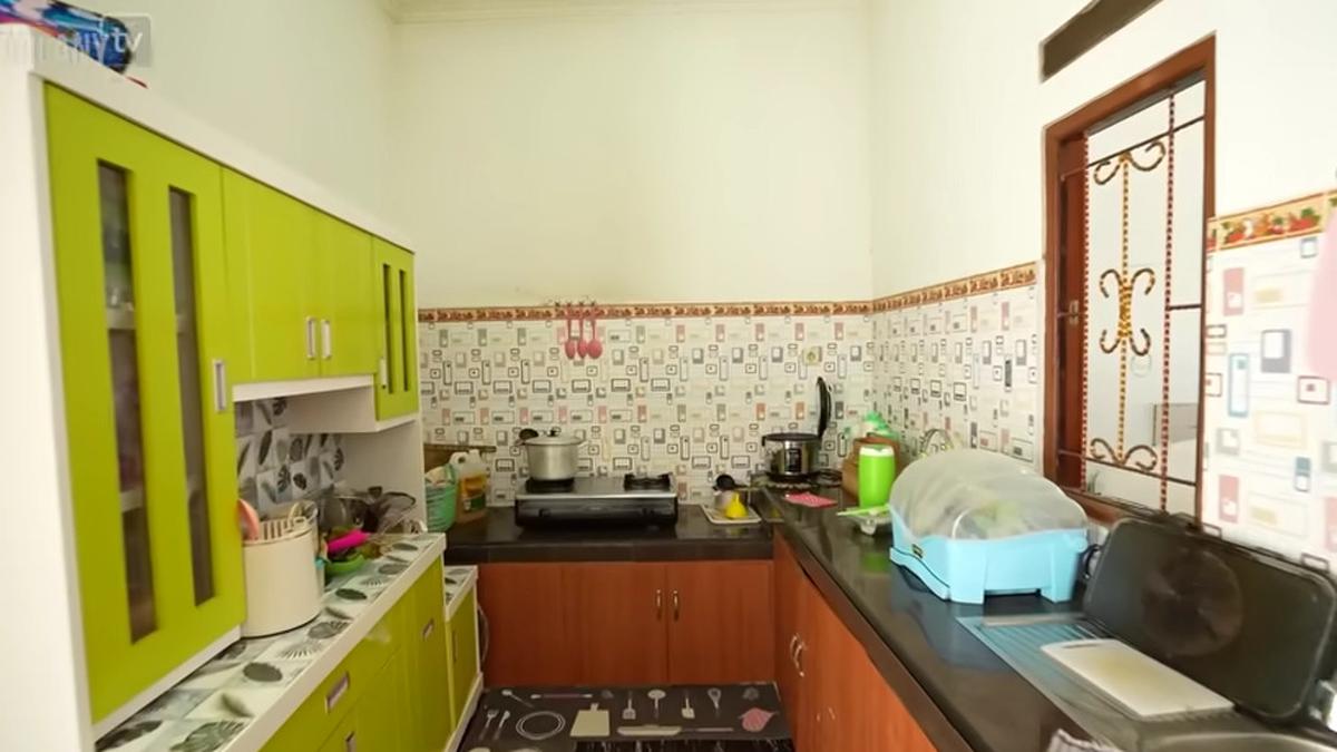 Potret Dapur Rumah Haji Malih, Sederhana tapi Nyaman