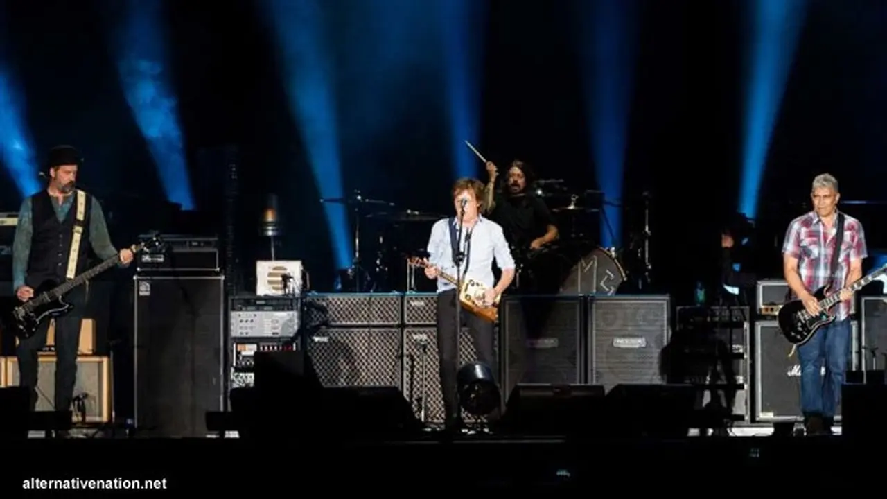nirvana-the-beatles-130722b.jpg