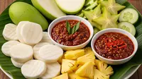 Cara Membuat Sambal Lotis Buah untuk Camilan Segar di Siang Hari