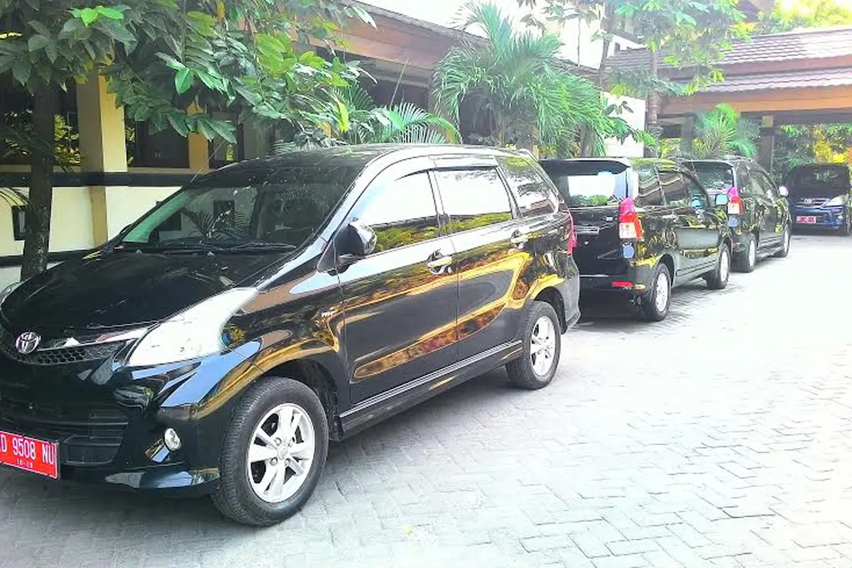 Mobil dinas Pemkot Solo