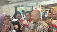 Menteri Koperasi dan UKM Teten Masduki saat ditemui di Gedung Bursa Efek Indonesia (BEI), Senin (10/7/2023). (Foto: Liputan6.com/Elga N)