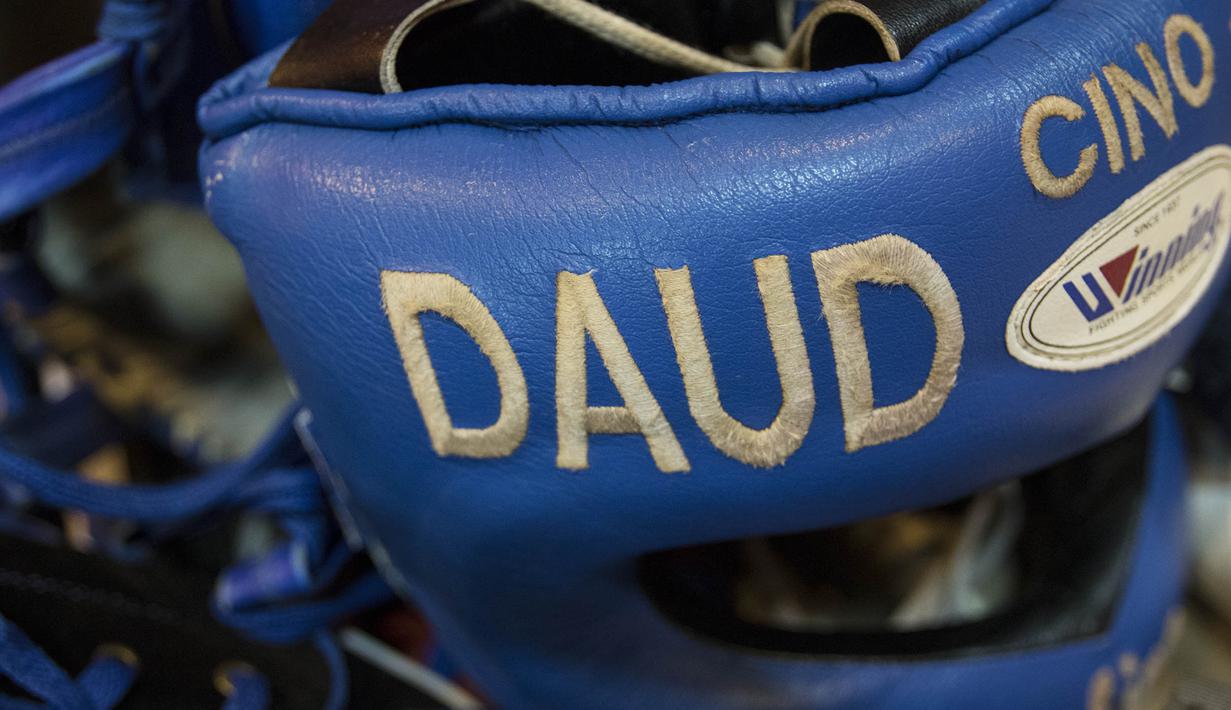 Dalam persiapan menjalani duel sengit itu, Daud akan digembleng trainer asal Australia, Craig Christian, yang merupakan mantan pelatih petinju Chris John. (Bola.com/Vitalis Yogi Trisna)