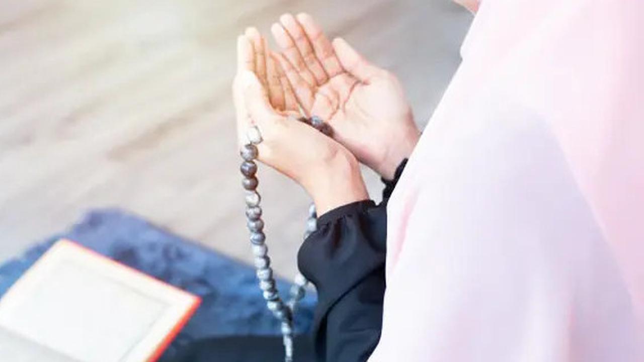100 Kata Kata Doa untuk Orang Meninggal yang Menyentuh Hati