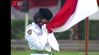Jokowi Kukuhkan Anggota Paskibraka yang Bertugas dalam HUT ke-77 RI di Istana