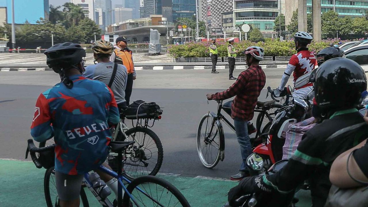 Momen detik-detik pembacaan teks proklamasi berlangsung pada pukul 10.00 WIB.