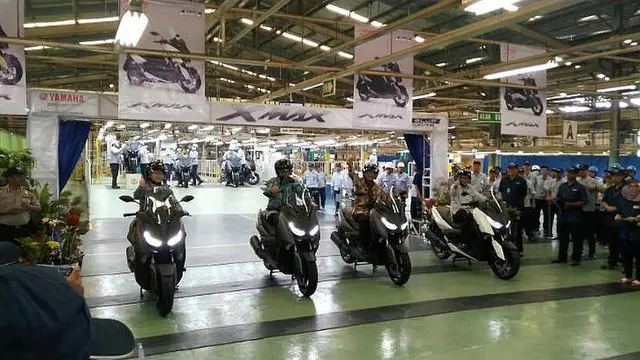 yamaha xmax berapa cc