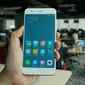 Xiaomi Mi 6 dalam balutan warna putih (Liputan6.com/ Agustin Setyo W)