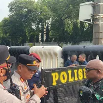 Situasi KPU jelang penetapan Prabowo-Gibran sebagai presiden dan wakil presiden terpilih, Rabu (24/4/2024). (Liputan6.com/ Muhammad Radityo Priyasmoro)