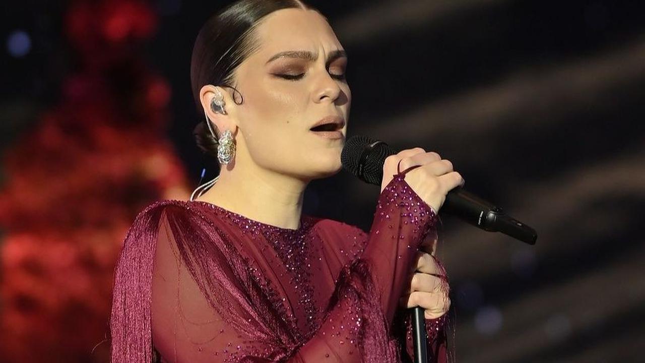 Potret Jessie J Manggung di Resepsi Pernikahan Crazy Rich Indonesia