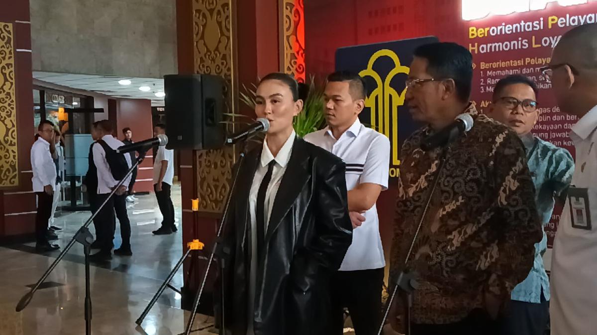 Agnez Mo Bertemu Kemenkum, Ceritakan Pengalaman 12 Tahun Jadi Bagian LMK di Amerika