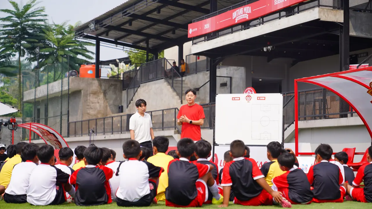 Shin Tae-yong membimbing 40 talenta muda berbakat