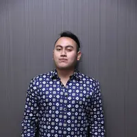 Pedangdut Nassar belakangan kerap menyita perhatian publik. Penyanyi jebolan ajang KDI itu tengah asyik bereksperimen dengan penampilannya. (Nurwahyunan/Bintang.com)