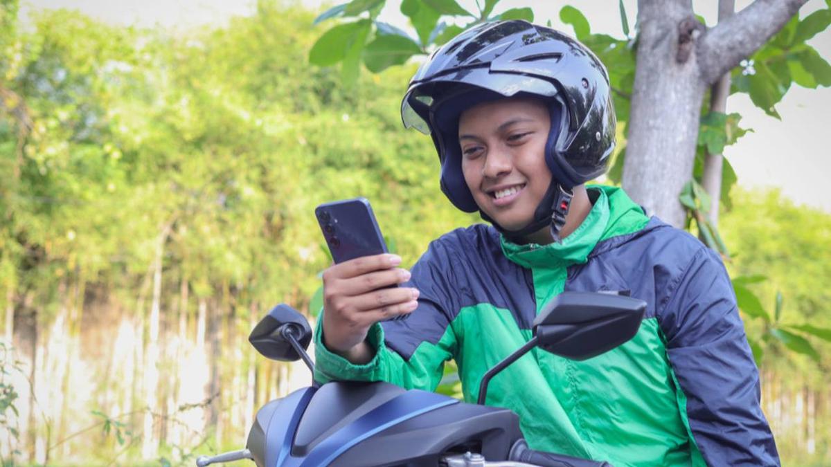 Rekomendasi Smartphone Baterai Besar dengan Performa Tangguh untuk Ojek Online