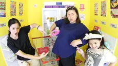 Audy Item Foto Maternity Bareng Dua Anak-Anak, Curhat Hamil di Usia 43 Tahun