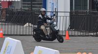 Sebanyak hampir 250 pengunjung PEVS 2024 menjajal motor listrik Honda EM1 e: (Wahana Makmur Sejati)