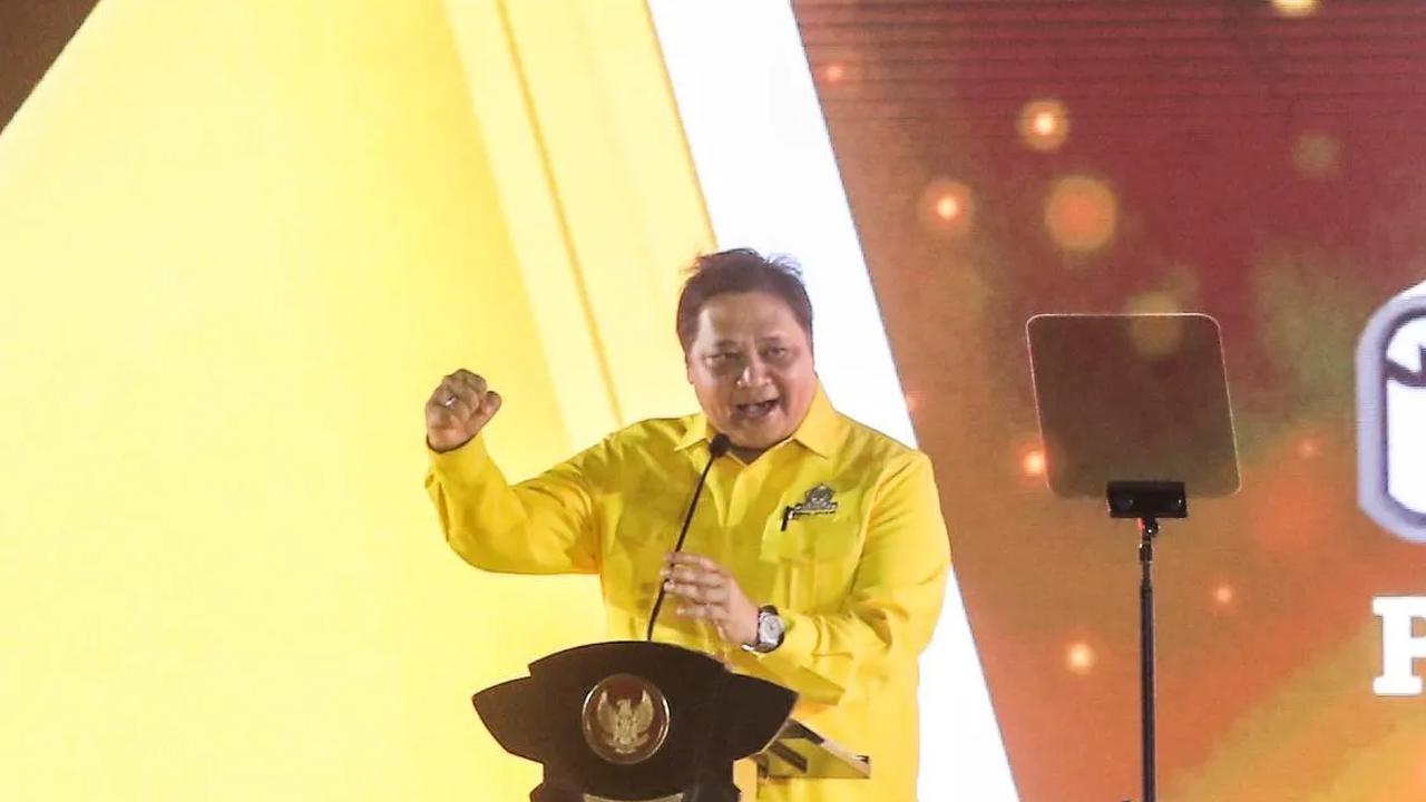 VIDEO: Pantun Kocak Cita-Cita Lisa Blackpink Mau Jadi Kopassus, Jokowi Sampai Ngakak