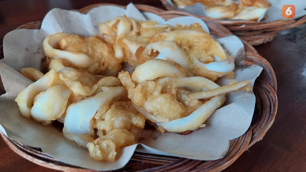 Degan Goreng Jajanan Khas Banyuwangi yang unik dan lezat (Hermawan Arifianto/Liputan6.com)