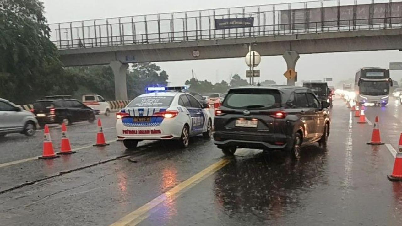 Jasamarga Terapkan Contraflow Tol Japek untuk Urai Kepadatan Arus Balik Natal 2025