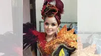 Emansipasi Wanita Bagi Siti Liza