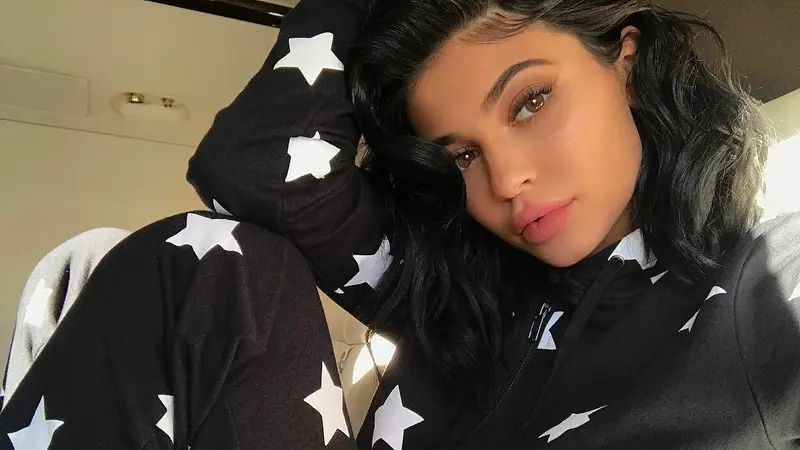 [Bintang] Kylie Jenner