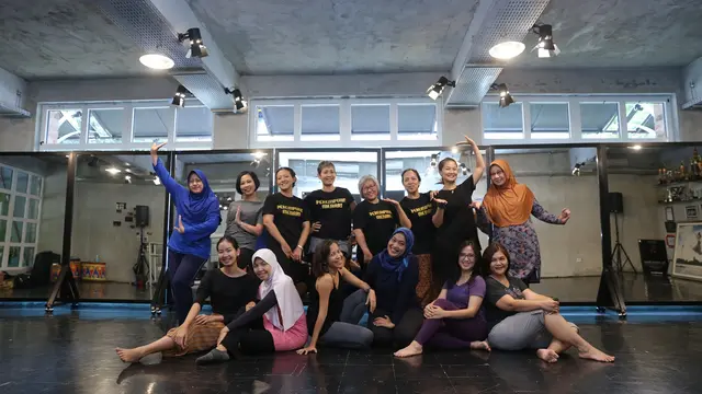 [FIMELA] Perempuan Menari, Pelestari Budaya Lewat Gerak Tubuh Berirama