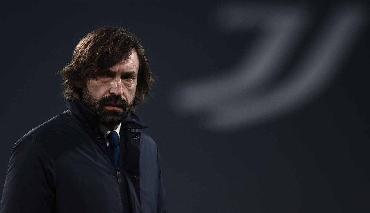 Andrea Pirlo - Pelatih klub yang berjuluk Si Nyonya Tua itu, kabarnya akan segera didepak keluar. Pihak klub mengatakan bahwa performanya di musim ini bisa dikatakan gagal total. Sebenarnya Pirlo memiliki potensi, tetapi terlalu cepat baginya menangani tim sebesar Juve. (Foto: AFP/Marco Bertorello)