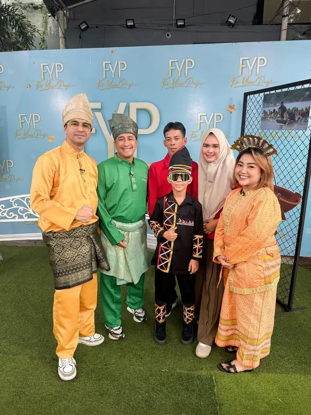 Potret Kenangan Kedekatan Mendiang Mpok Alpa dengan Para Artis, Raffi Ahmad dan Irfan Hakim Ungkap Perjuangannya