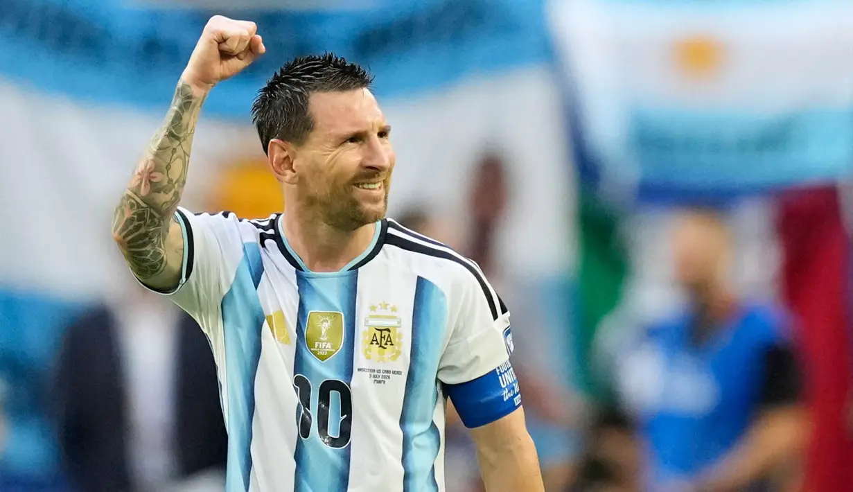 Pemain Argentina Lionel Messi merayakan gol pembuka timnya melawan Tanjung Verde selama pertandingan sepak bola babak 32 besar Piala Dunia di Miami Gardens, Florida, Jumat, (03/07/2026). (AP Photo/Rebecca Blackwell)